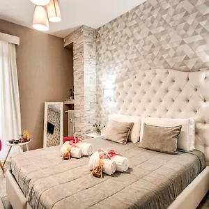 Santamariarooms Guest house