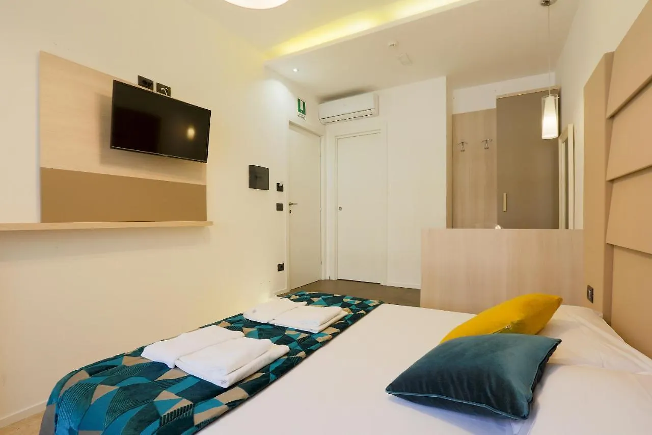 Hotel DaVinci Relais Roma 3*,